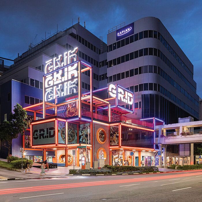GRiD, à la fois centre commercial et un centre éducatif pour les jeunes, est situé au cœur du Selegie Arts District de Singapour, entre l'École des Arts (SOTA) et plusieurs centres commerciaux vétustes.